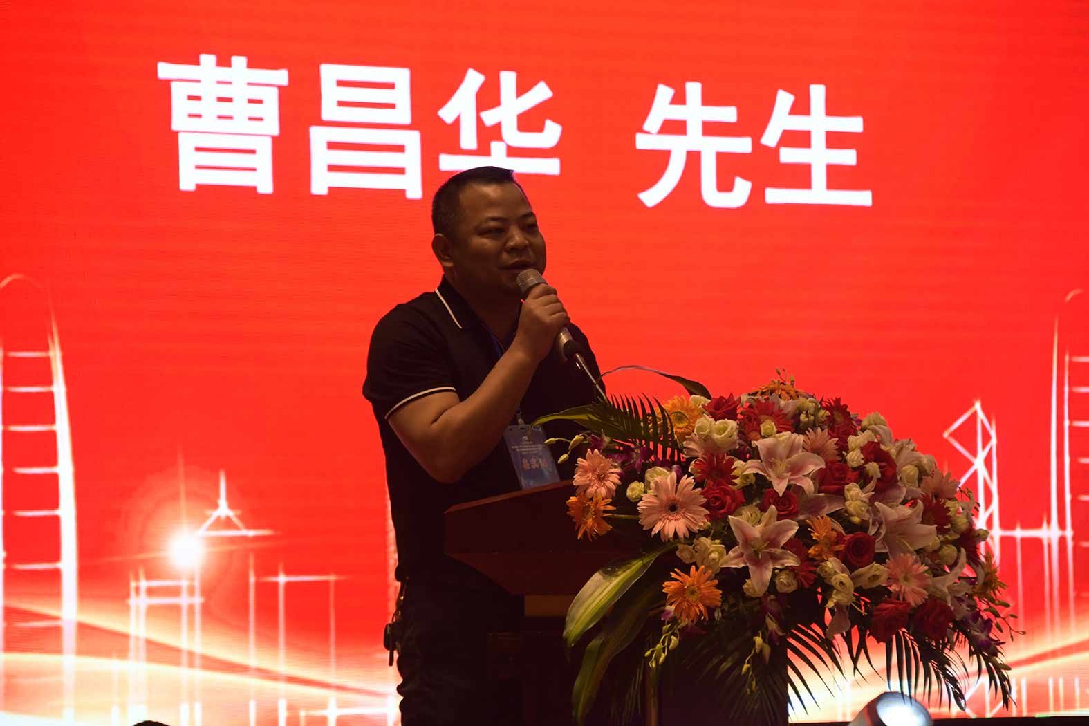 親勤倍至，全程信賴！宇通重裝·長沙博事液壓服務(wù)站正式授牌！